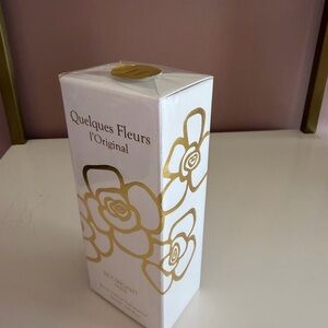 Quelques Fleurs L'Original Perfume
